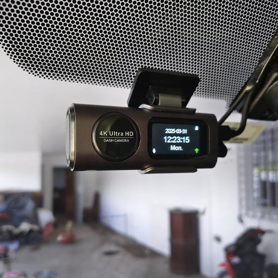 dashcam DashHero™ - Interface multilingue