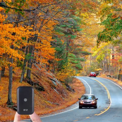 Traceur GPS voiture TrackMate™ - Mini format discret
