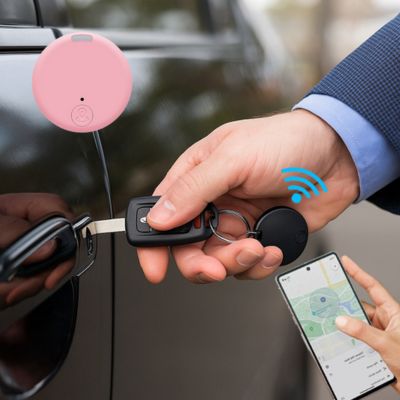 Traceur GPS voiture ProLocator™ - Sécurité automobile connectée rose